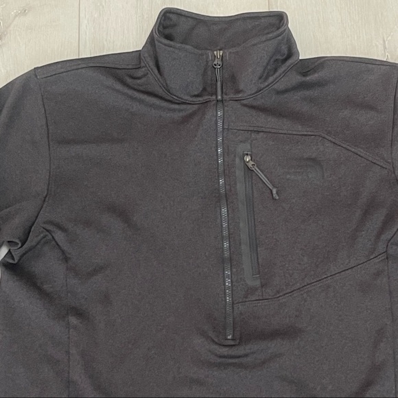 The North Face Gray Quarter Zip Pullover Mock Neck Top Jacket Size Medium - Picture 2 of 10